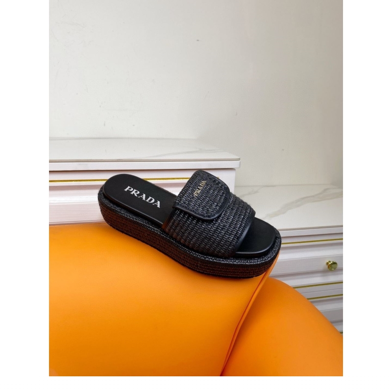 Pra*a slippers